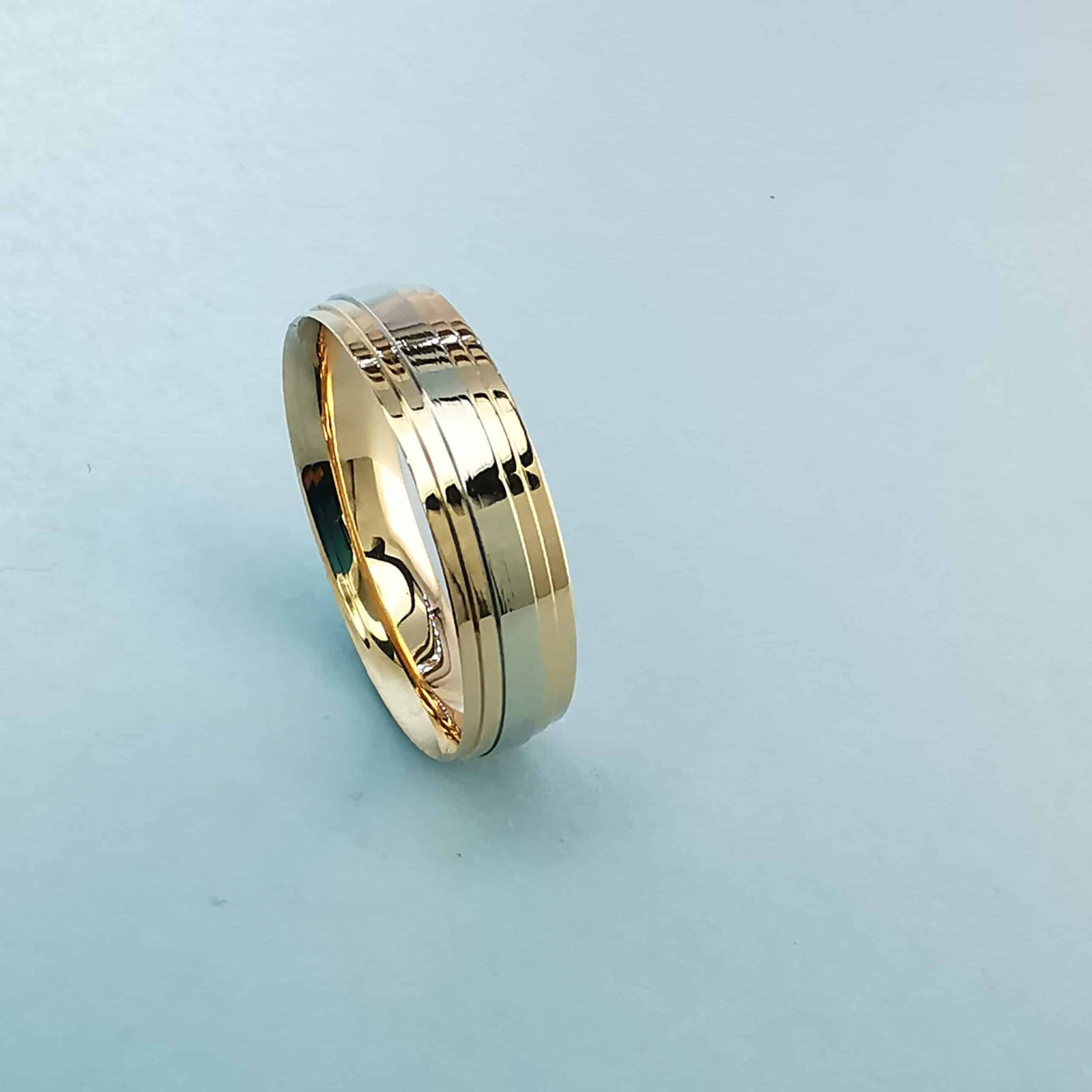 Vestuvinis žiedas 6mm su baltu auksu | Juvelyrika Baltijos Perlas |