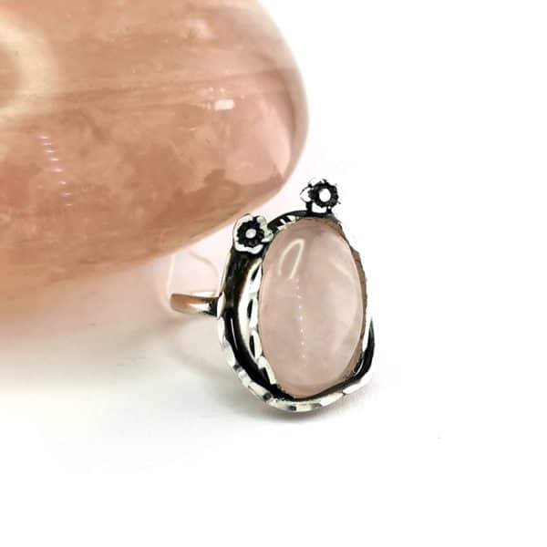 Sidabrinis žiedas su rožiniu kvarcu — Juvelyrika Baltijos Perlas —