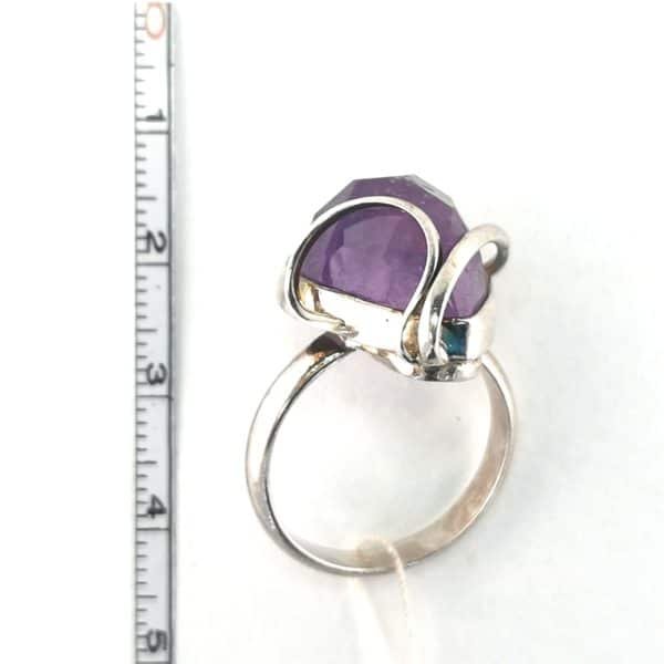 Sidabrinis žiedas su ametistu — Juvelyrika Baltijos Perlas —