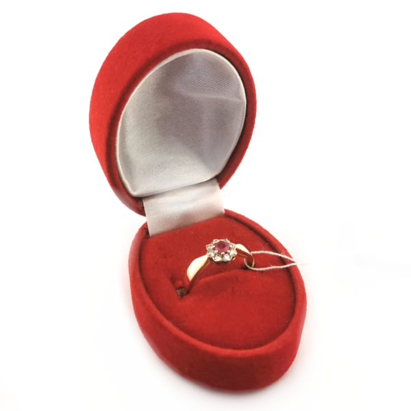 Auksinis žiedas su rubinu ir briliantais | Juvelyrika Baltijos Perlas |