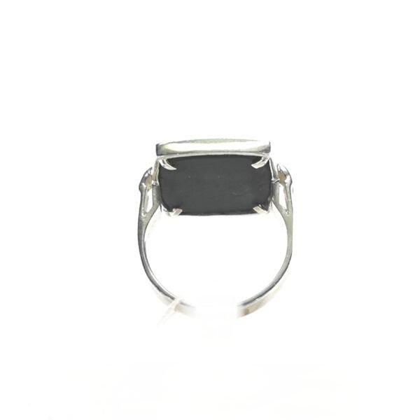 Sidabrinis žiedas su oniksu — Juvelyrika Baltijos Perlas —