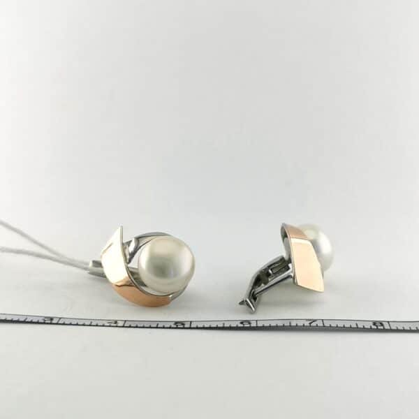 Sidabriniai auskarai su perlais ir aukso detalėmis — Juvelyrika Baltijos Perlas —