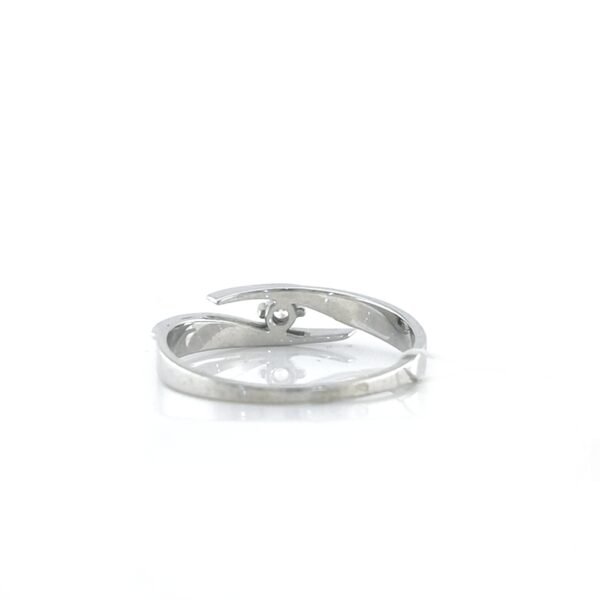 Balto aukso žiedas su cirkoniu | Juvelyrika Baltijos Perlas |