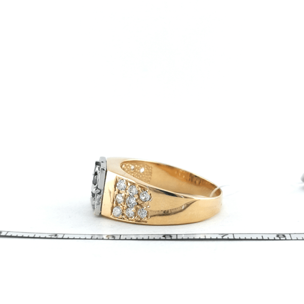 Vyriškas auksinis žiedas su oniksu ir cirkoniu | Juvelyrika Baltijos Perlas |