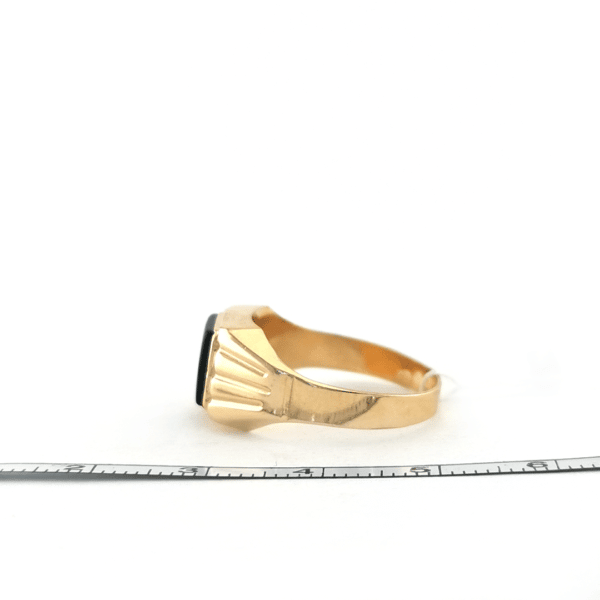 Vyriškas auksinis žiedas su agatu | Juvelyrika Baltijos Perlas |
